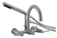 Clawfoot tub faucet with handshower