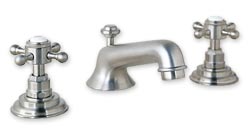 Series 1500 Sussex widespread lav faucet