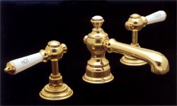 Series 1800 Waldorf widespread lav faucet
