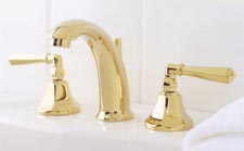 Series 500 Windham widespread lav faucet