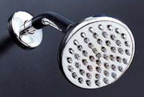 4-inch metal shower head in chrome
