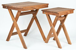 example of both small and large sizes of folding teak tables