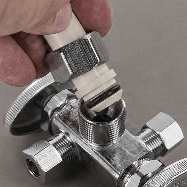 CPVC CTS Fittings for Hot and Cold Water Applications