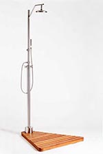 Freestanding outdoor shower