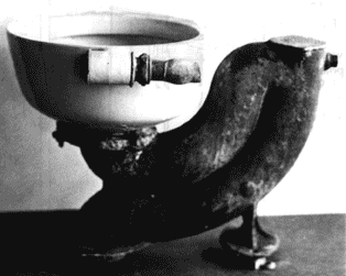 PNEUMATIC TOILET