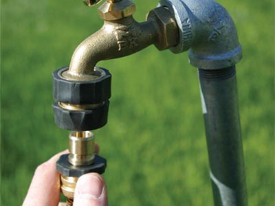 Heavy duty connector attached to hosebibb