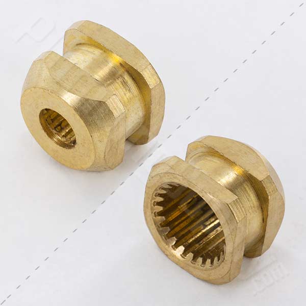 square handle insert 1-4 brass