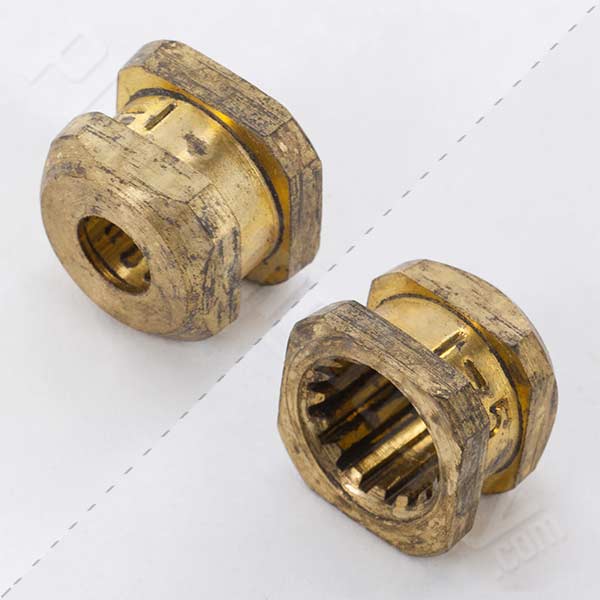 square handle insert 1-5 brass