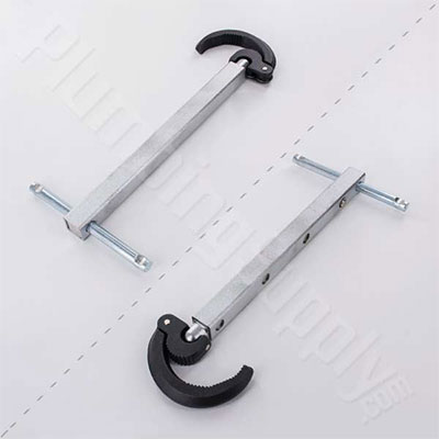 Telescoping basin wrench 
