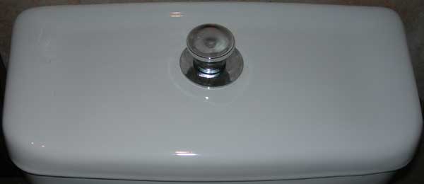 Another tank lid in France